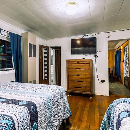 Log Cabin Motor Court Asheville Esterno foto