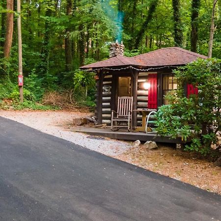 Log Cabin Motor Court Asheville Esterno foto