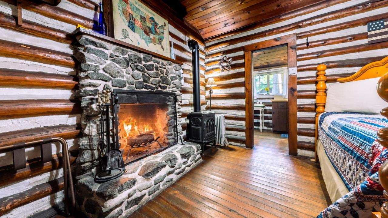 Log Cabin Motor Court Asheville Esterno foto