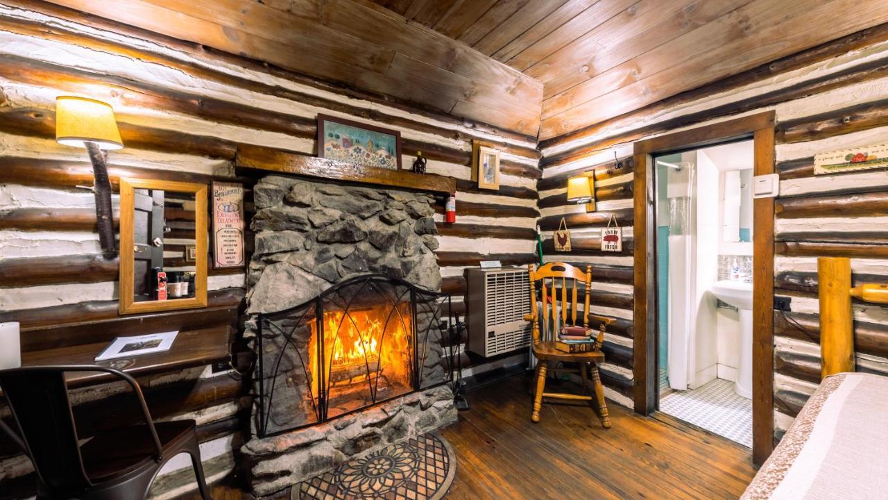 Log Cabin Motor Court Asheville Esterno foto