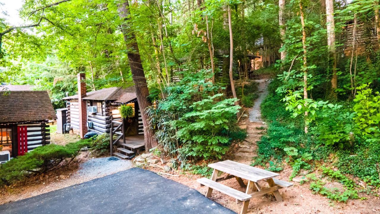 Log Cabin Motor Court Asheville Esterno foto