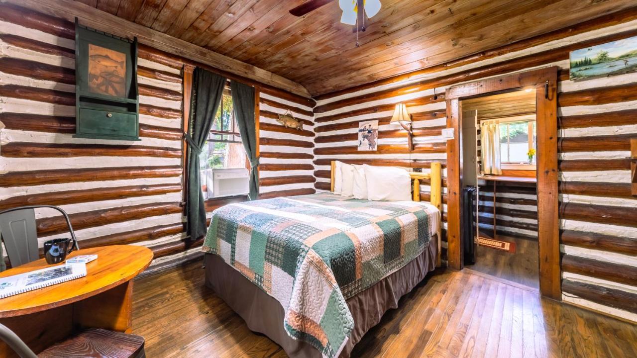 Log Cabin Motor Court Asheville Esterno foto