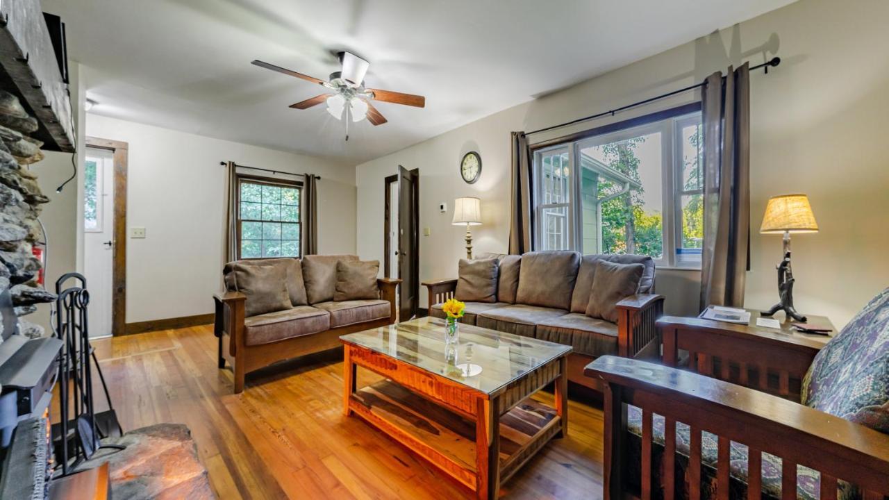 Log Cabin Motor Court Asheville Esterno foto